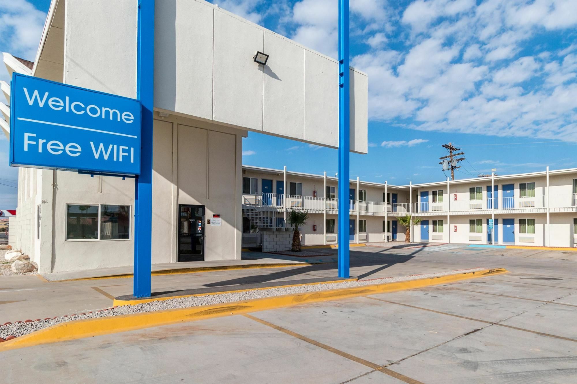6-blythe, Ca - South Hotel 3*